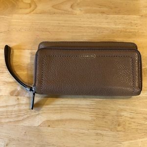 Coach Zip-Around  Leather Wallet